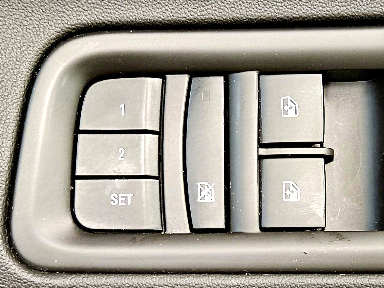 Buick LaCrosse 4dr Sdn Premium II FWD 2015