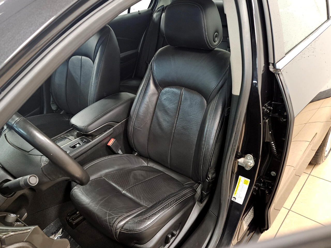 Buick LaCrosse 4dr Sdn Premium II FWD 2015