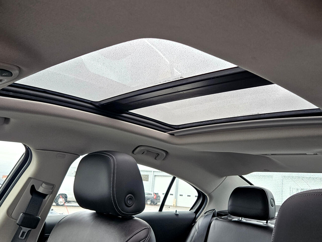 Buick LaCrosse 4dr Sdn Premium II FWD 2015