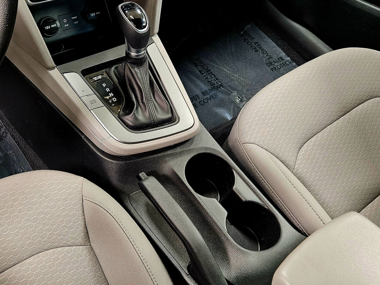 Hyundai Elantra SE Auto 2019