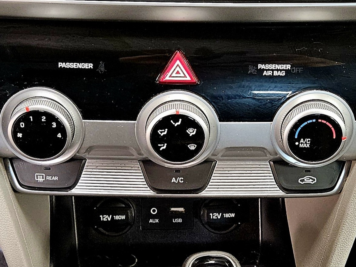 Hyundai Elantra SE Auto 2019