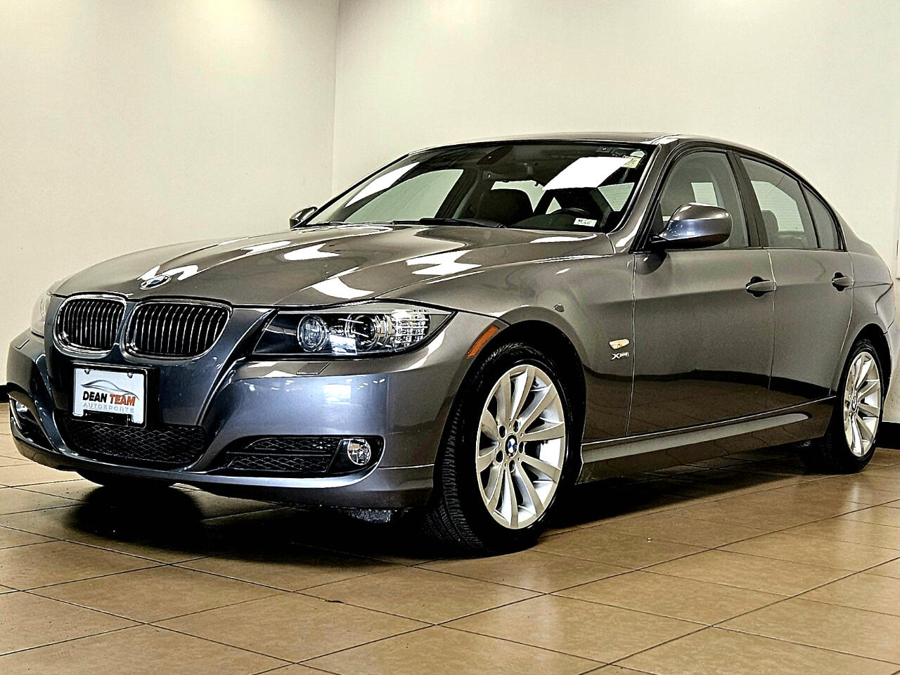 BMW 3 Series  2011
