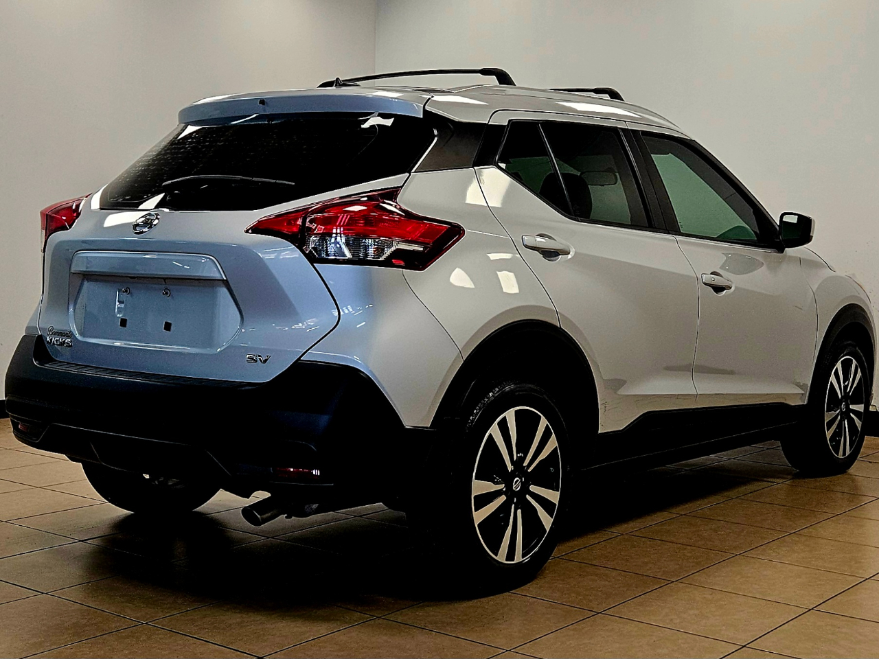 Nissan Kicks SV FWD 2018