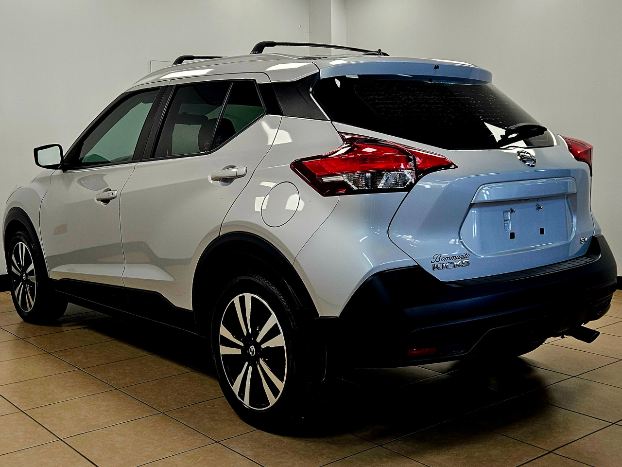 Nissan Kicks SV FWD 2018