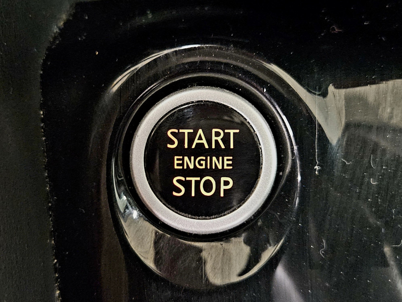 Nissan Kicks SV FWD 2018