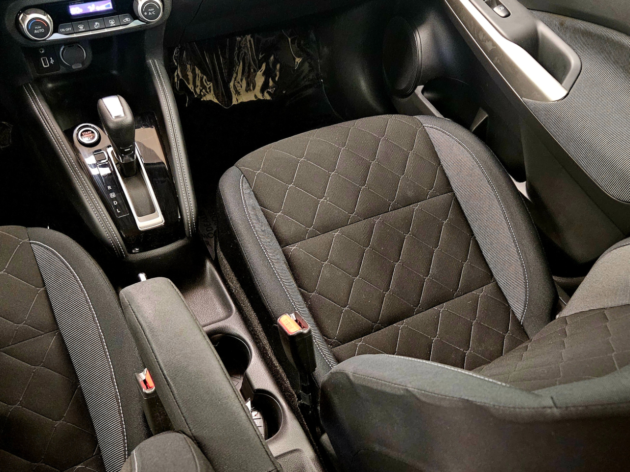 Nissan Kicks SV FWD 2018