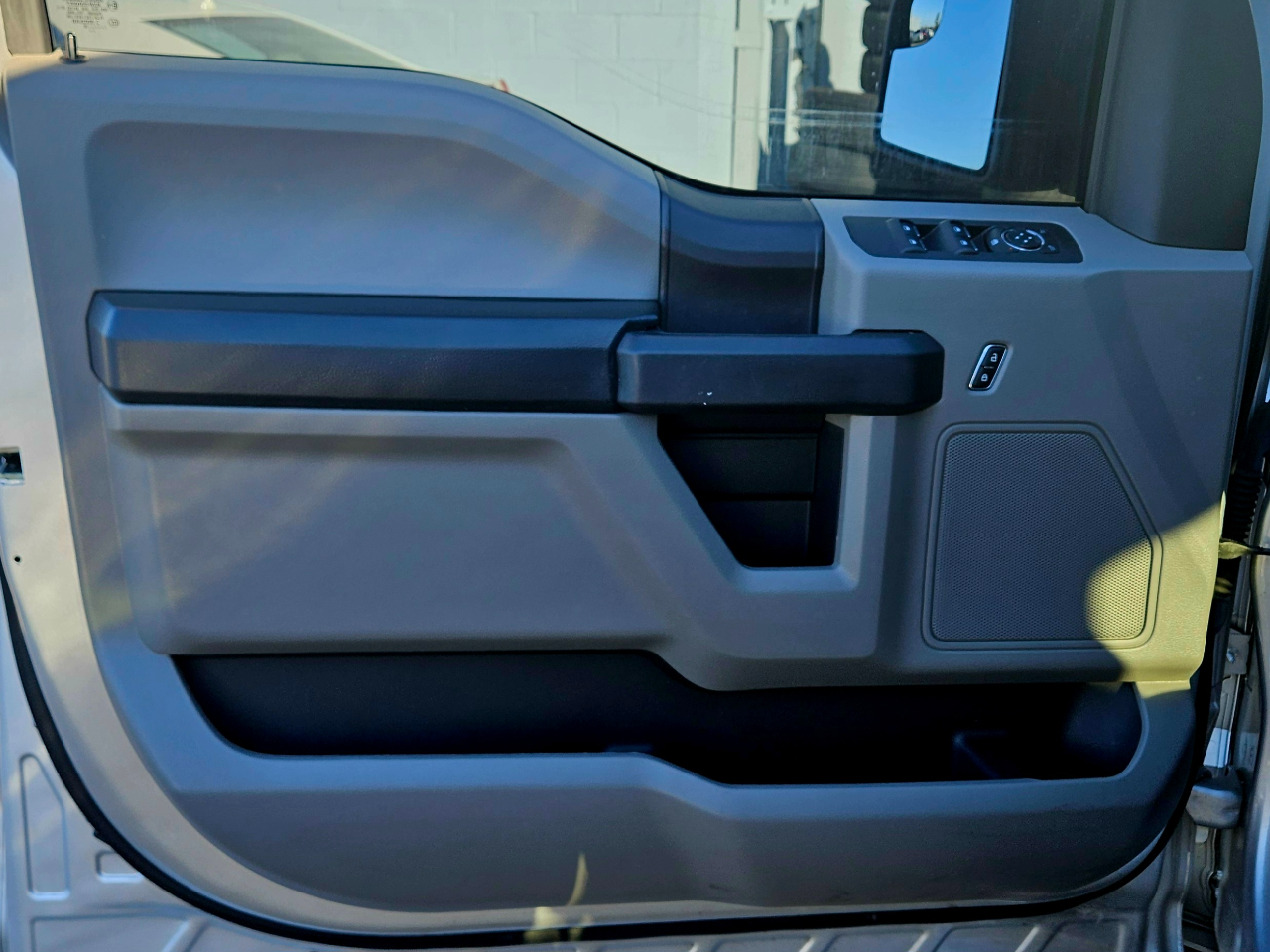 Ford F-150 XL 2WD SuperCrew 5.5' Box 2018