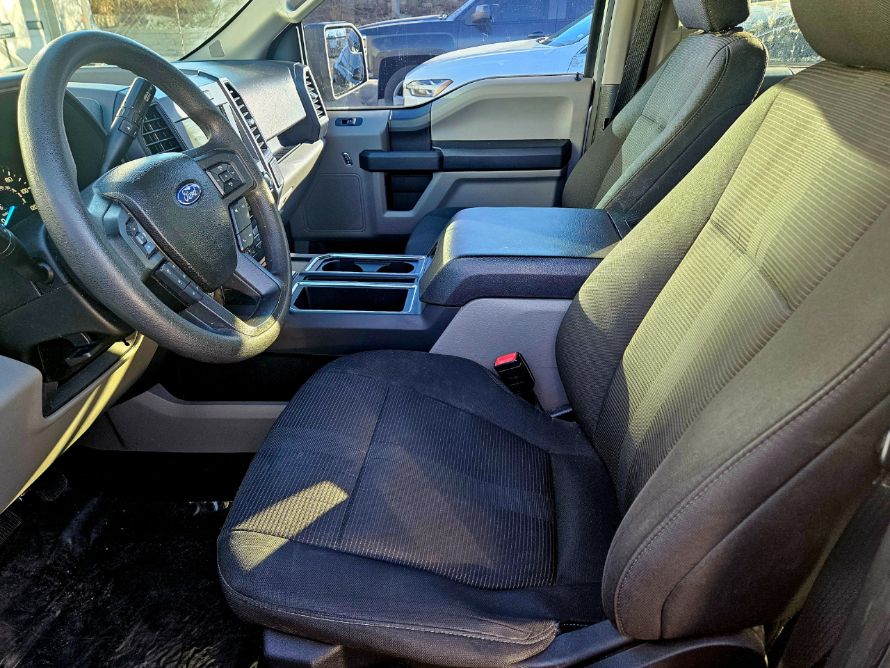 Ford F-150 XL 2WD SuperCrew 5.5' Box 2018