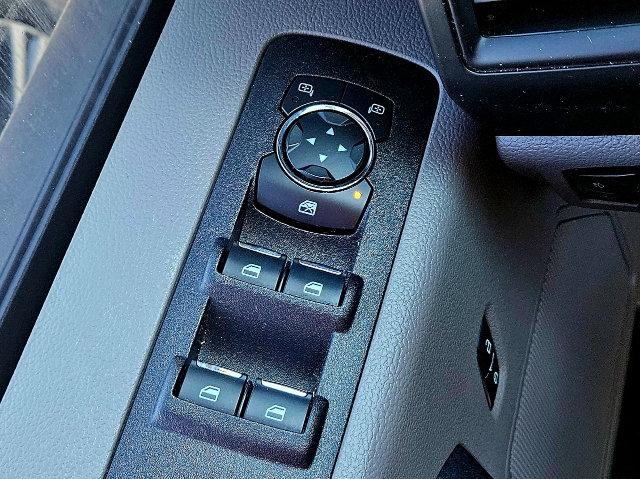 Ford F-150 XL 2WD SuperCrew 5.5' Box 2018