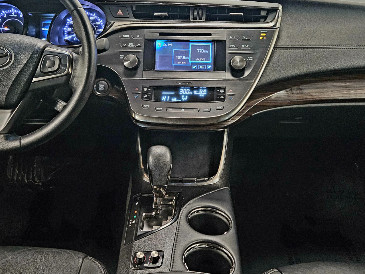 Toyota Avalon  2013