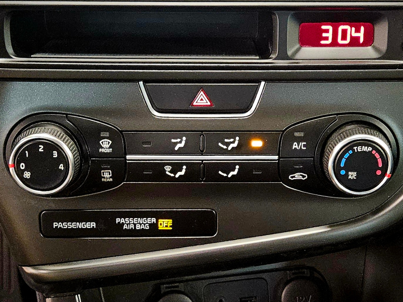 Kia Optima 4dr Sdn LX 2015