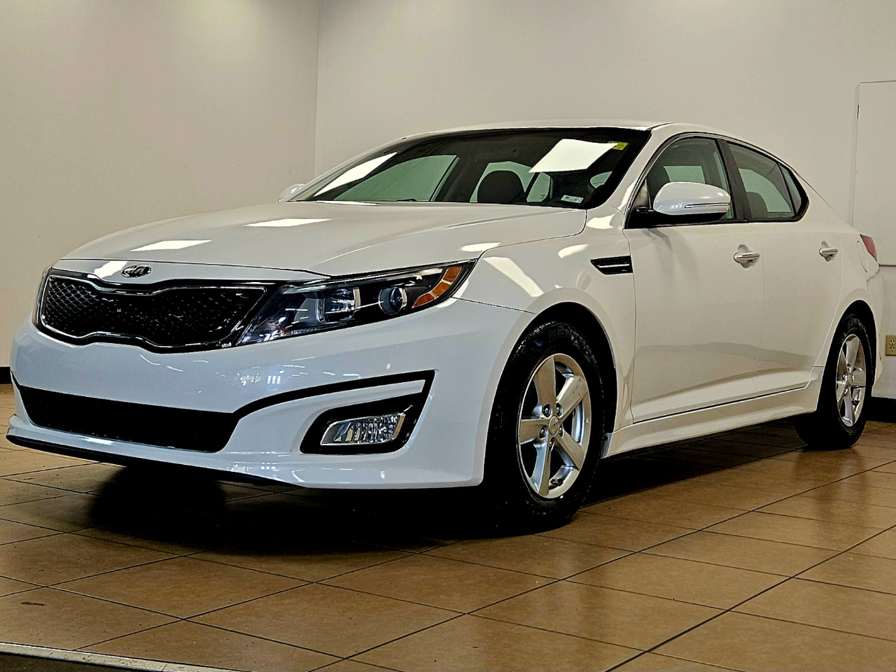 Kia Optima 4dr Sdn LX 2015
