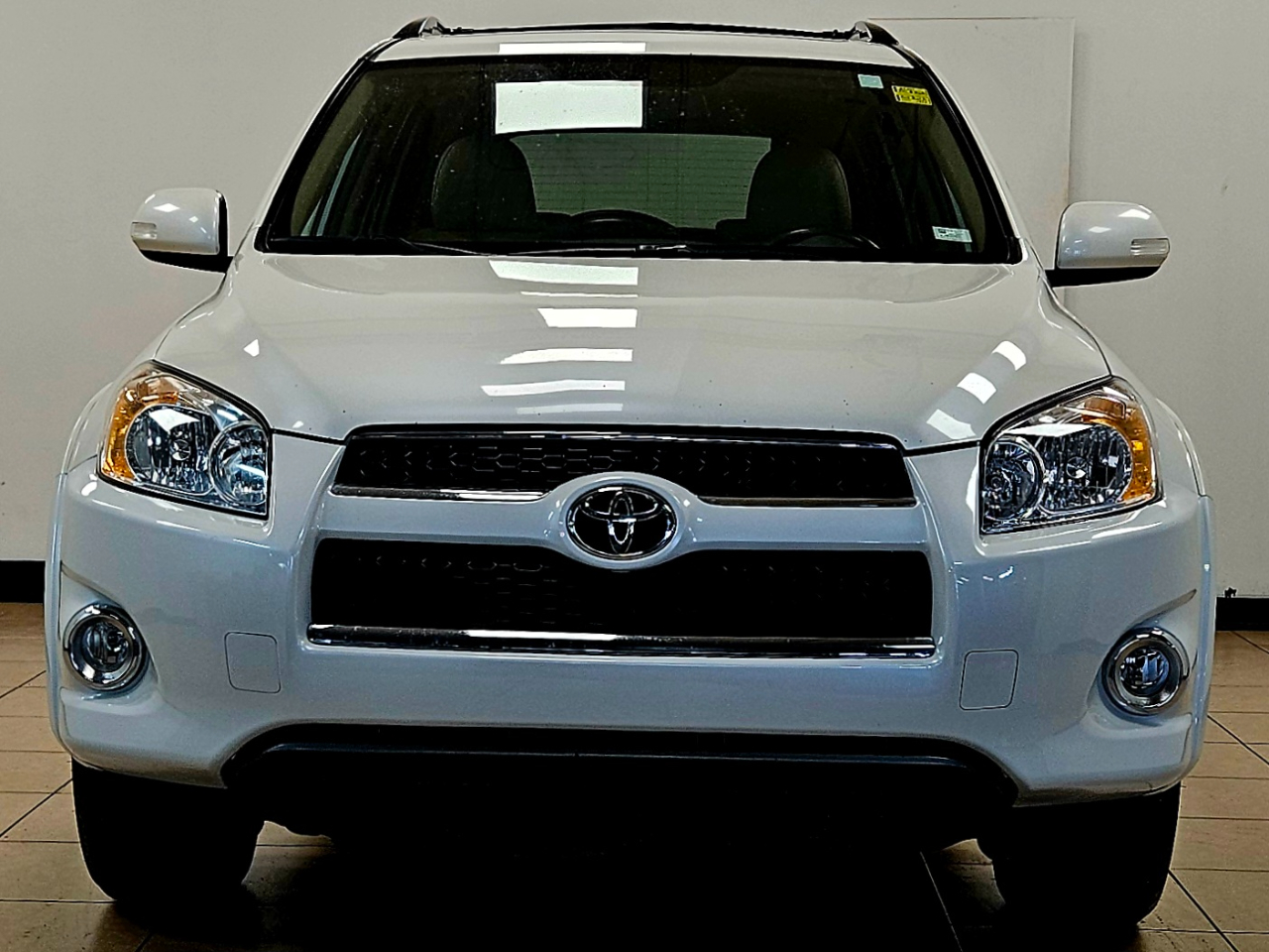 Toyota RAV4  2011