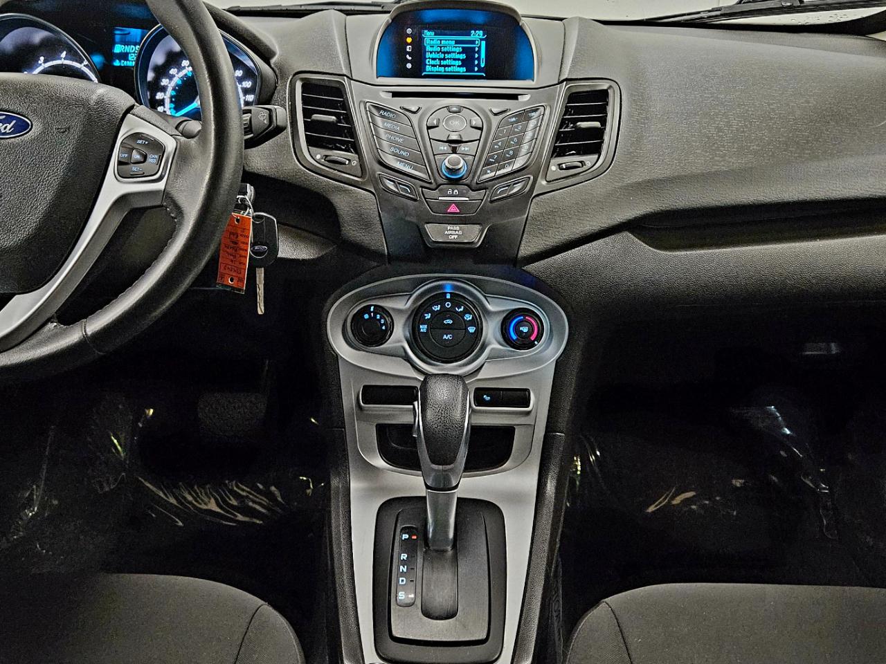 Ford Fiesta 5dr HB SE 2016