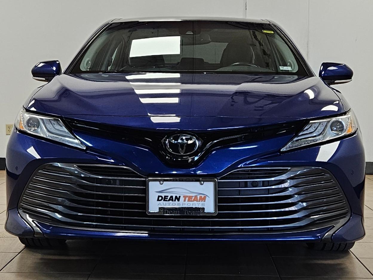 Toyota Camry  2018