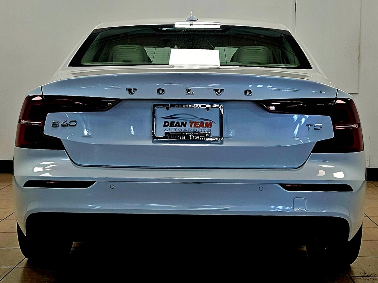 Volvo S60 T5 FWD Momentum 2021