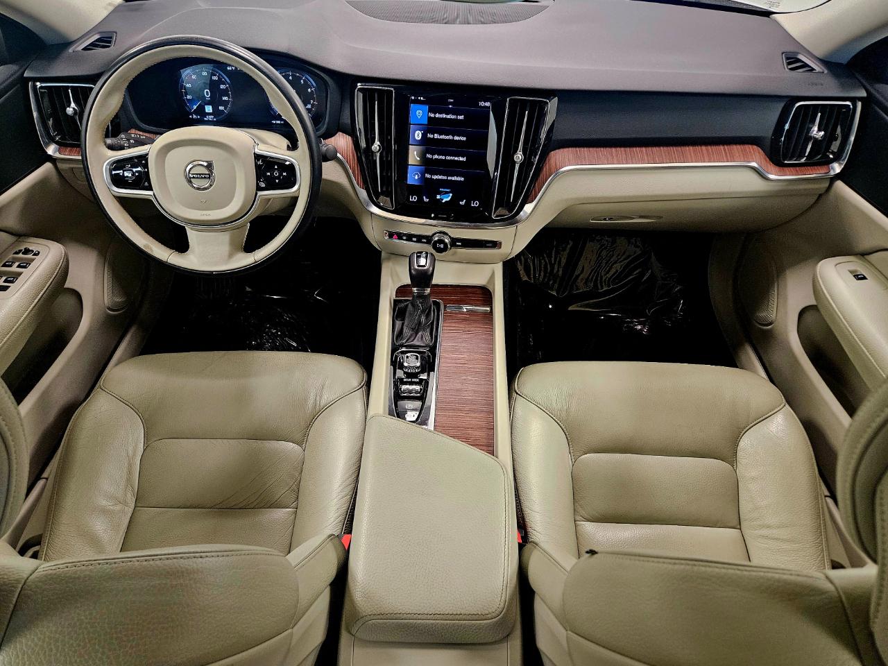 Volvo S60 T5 FWD Momentum 2021