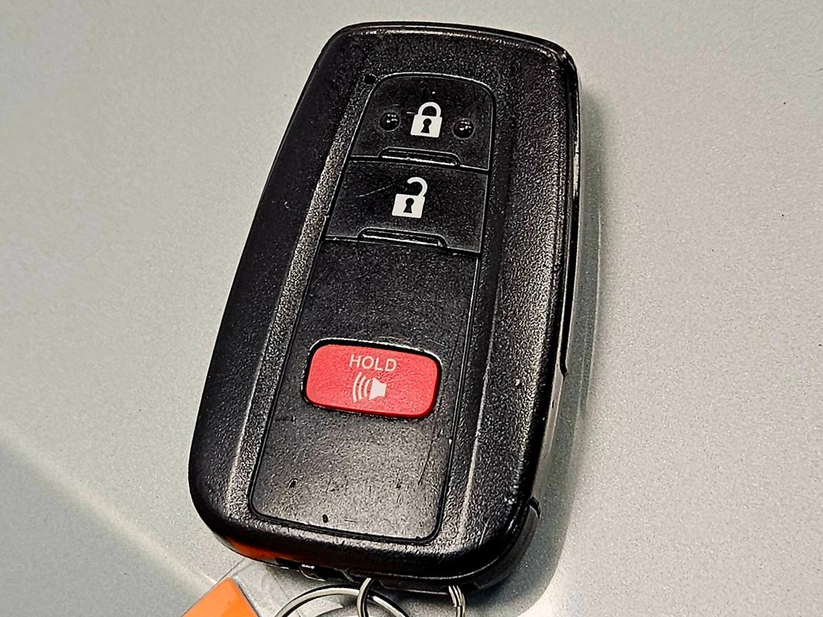 Toyota Prius Two 2017