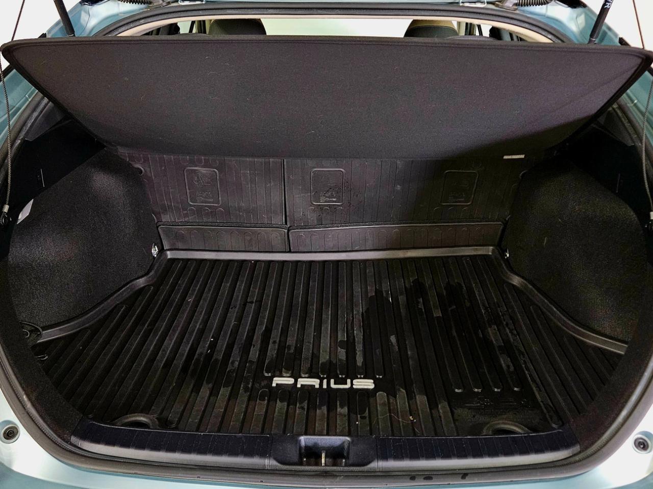 Toyota Prius Two 2017