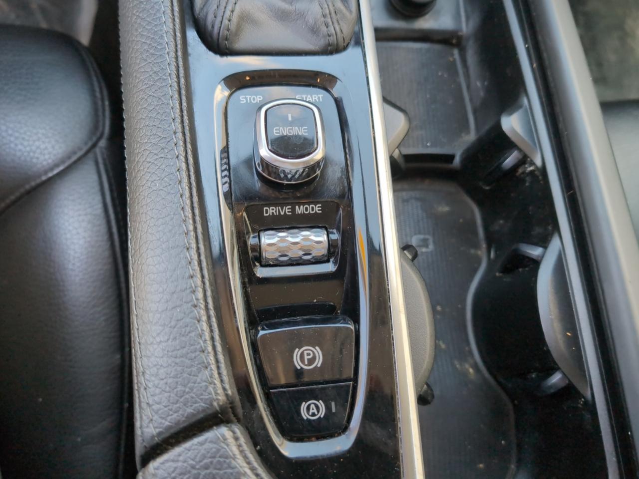 Volvo S90 T6 AWD Momentum 2017