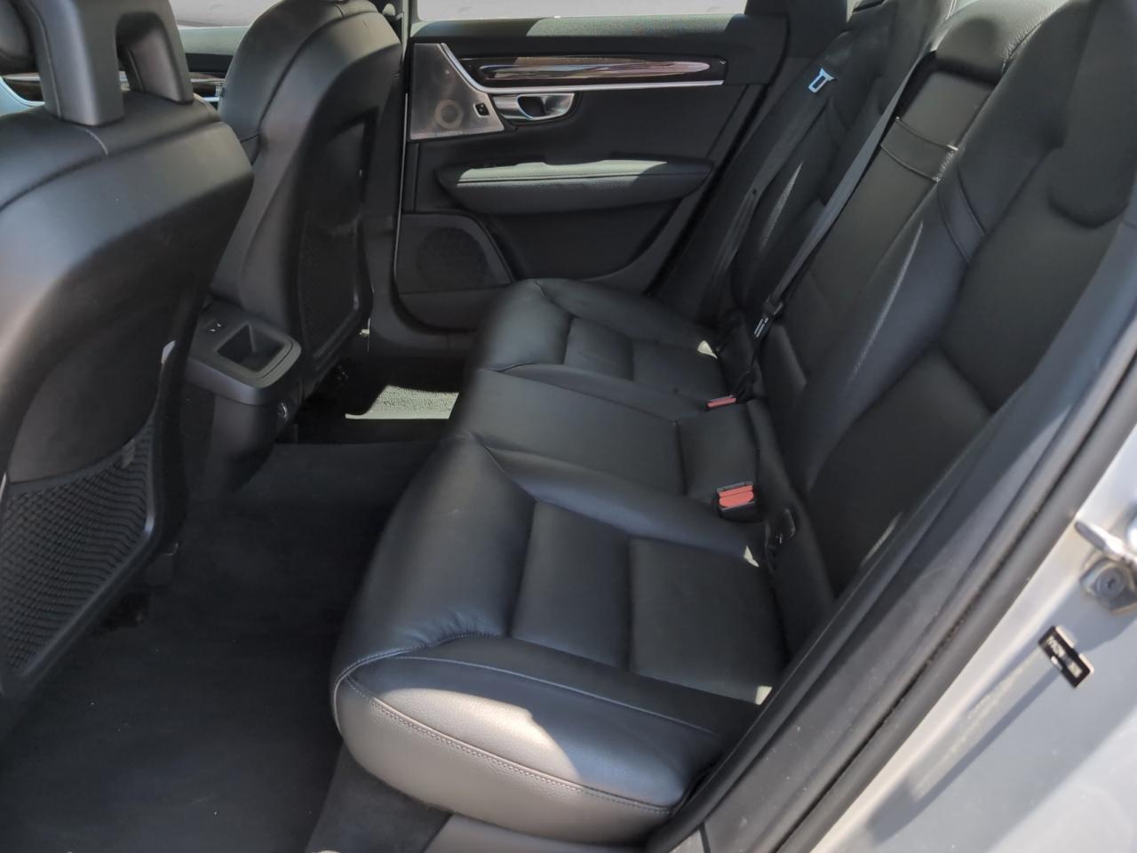 Volvo S90 T6 AWD Momentum 2017