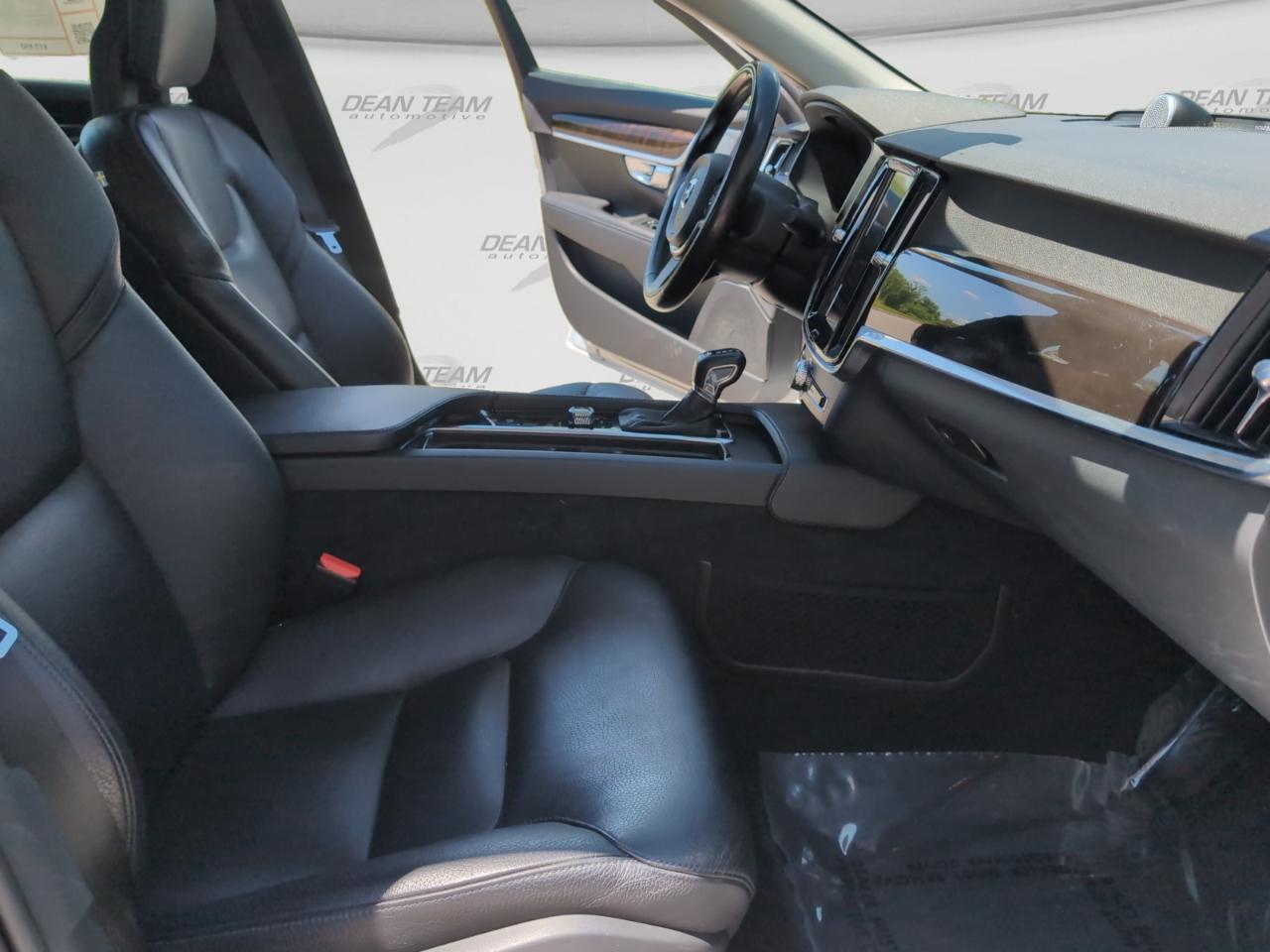 Volvo S90 T6 AWD Momentum 2017