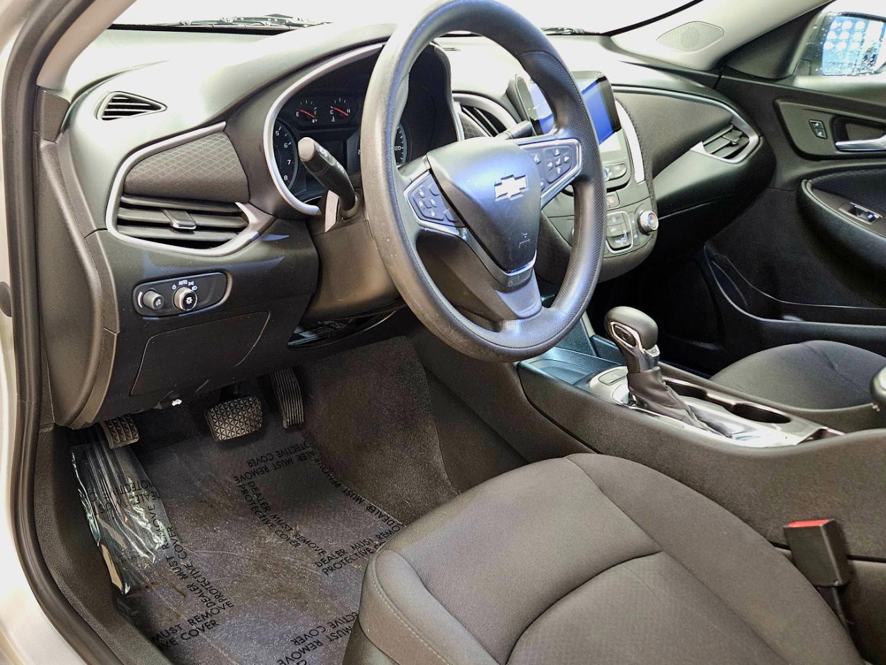 Chevrolet Malibu 4dr Sdn LS w/1FL 2021