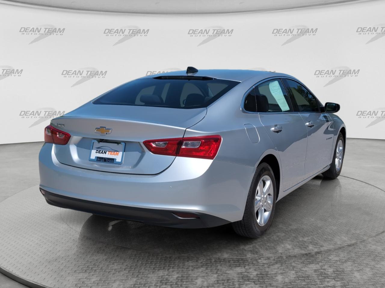Chevrolet Malibu 4dr Sdn LS w/1FL 2021