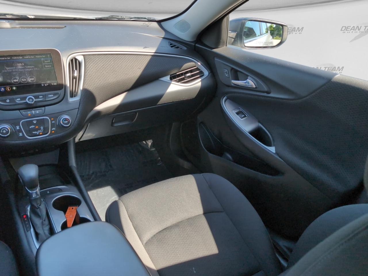 Chevrolet Malibu 4dr Sdn LS w/1FL 2021