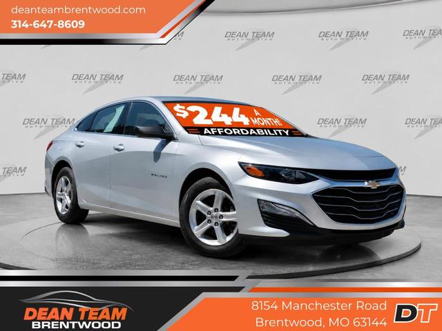 Silver 2021 Chevrolet Malibu Sedan Front-Wheel Drive