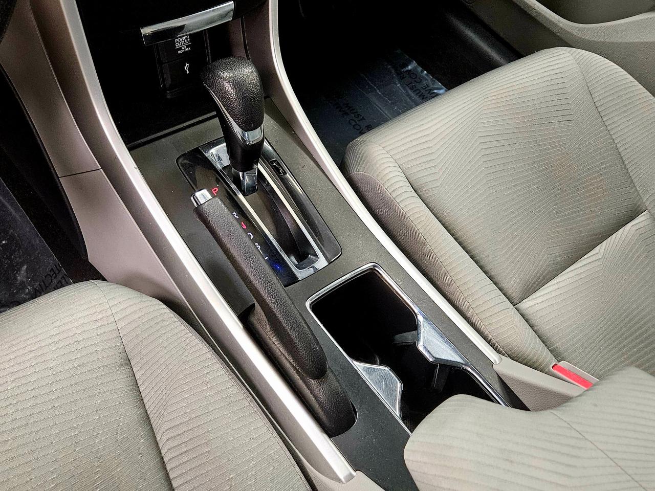 Honda Accord Sedan 4dr I4 CVT LX 2014