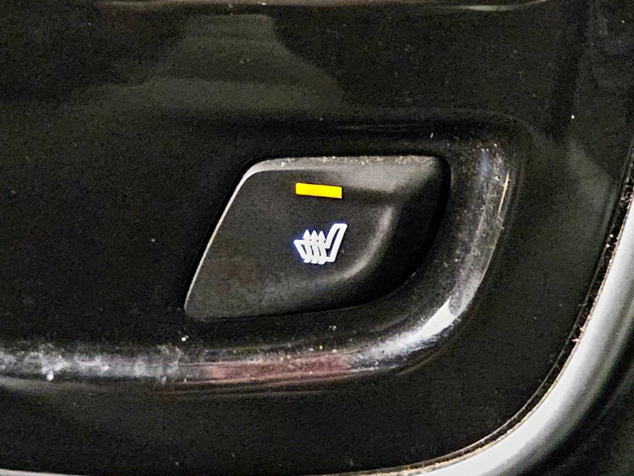 Cadillac XTS 4dr Sdn Luxury FWD 2017