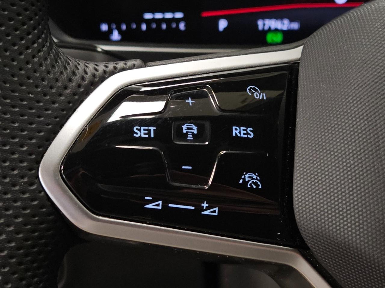 Volkswagen Tiguan  2024