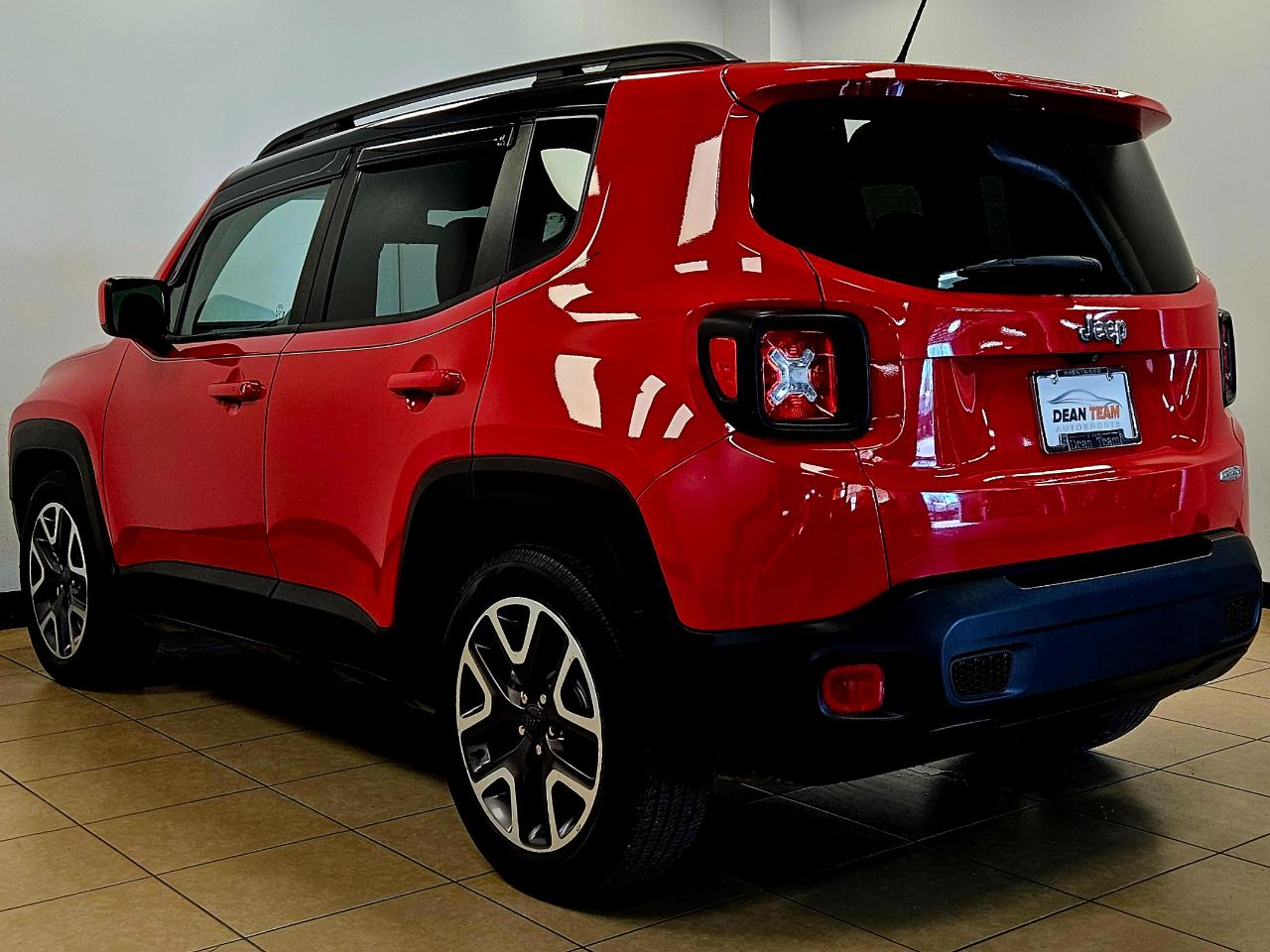 Jeep Renegade FWD 4dr Latitude 2016