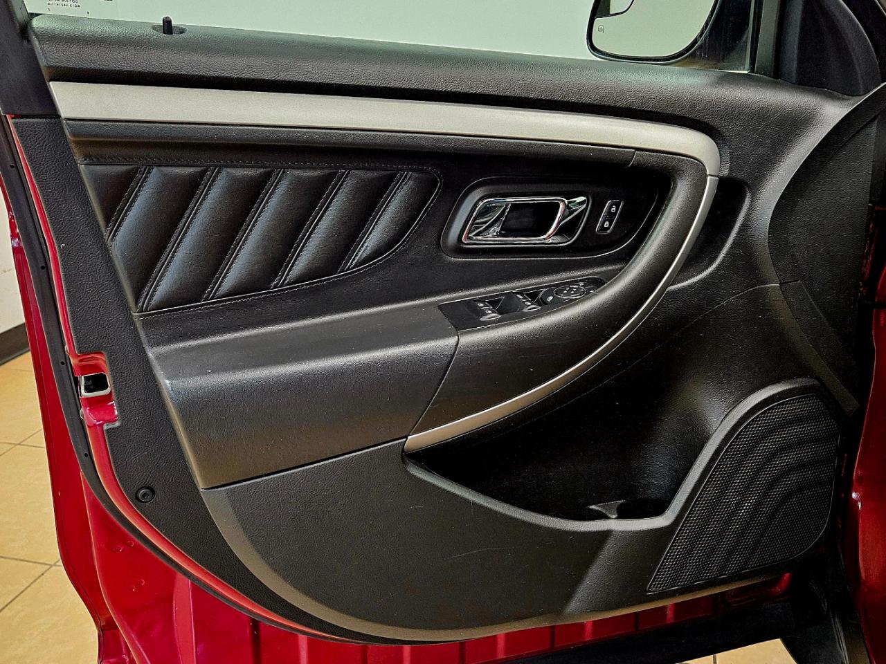 Ford Taurus SEL FWD 2018