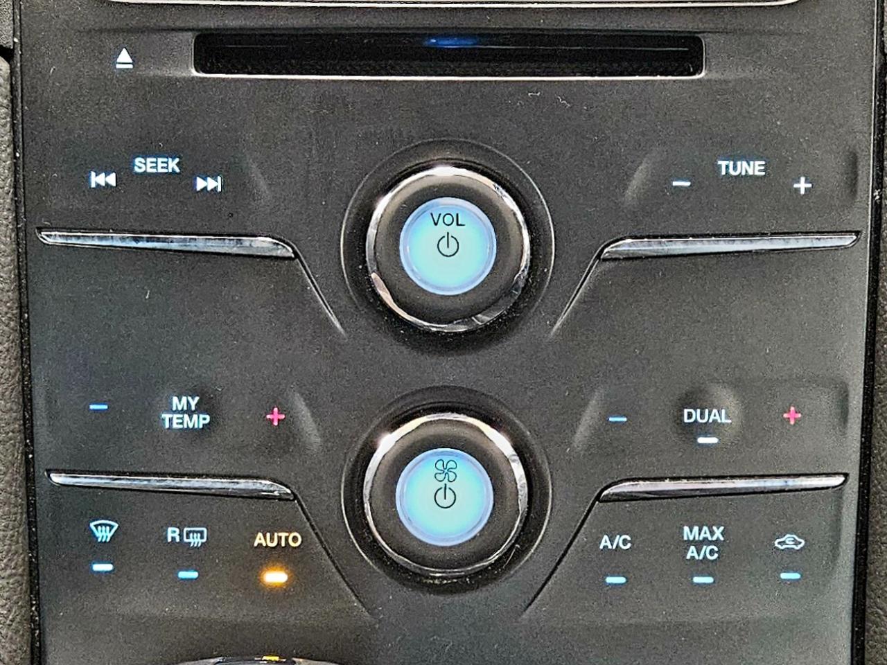 Ford Taurus SEL FWD 2018