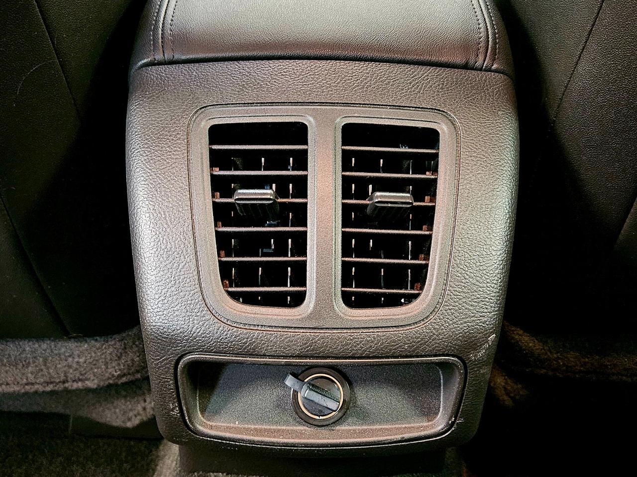 Ford Taurus SEL FWD 2018