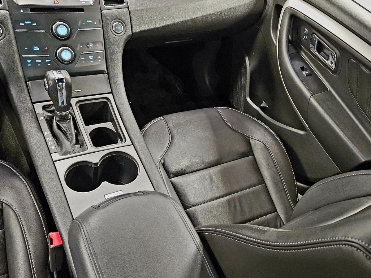 Ford Taurus SEL FWD 2018