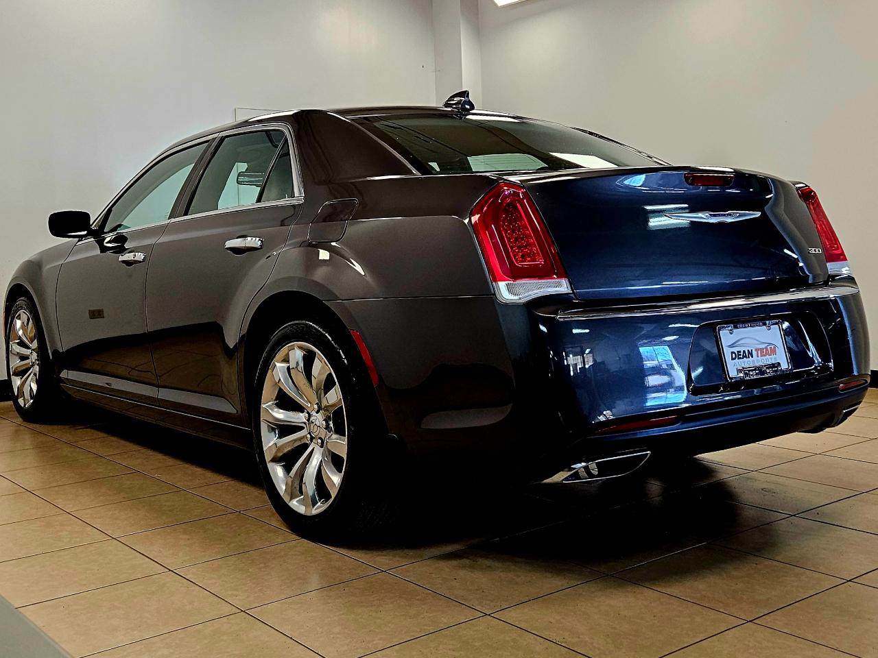 Chrysler 300 Limited RWD 2018