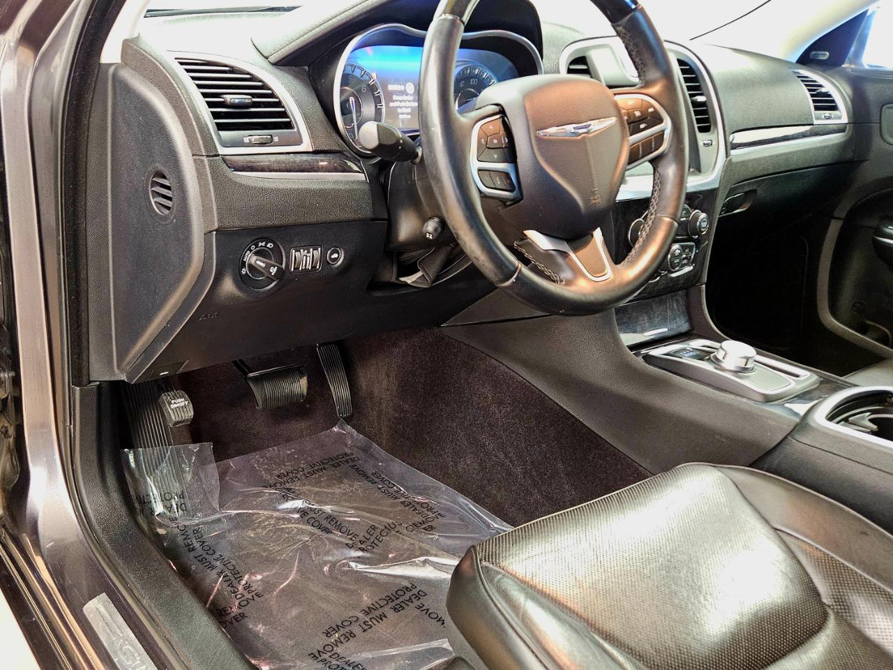 Chrysler 300 Limited RWD 2018