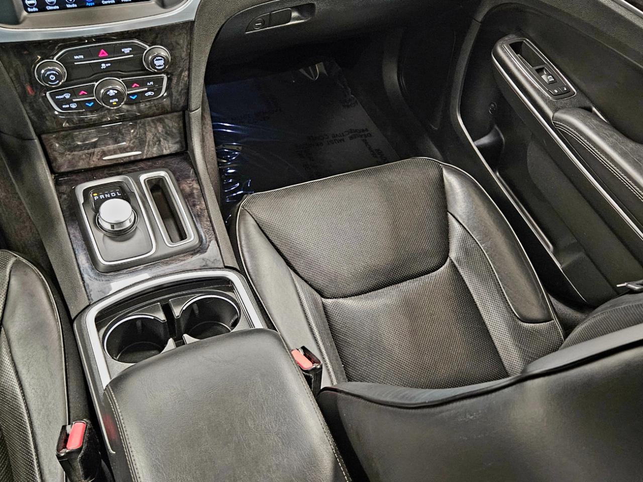 Chrysler 300 Limited RWD 2018