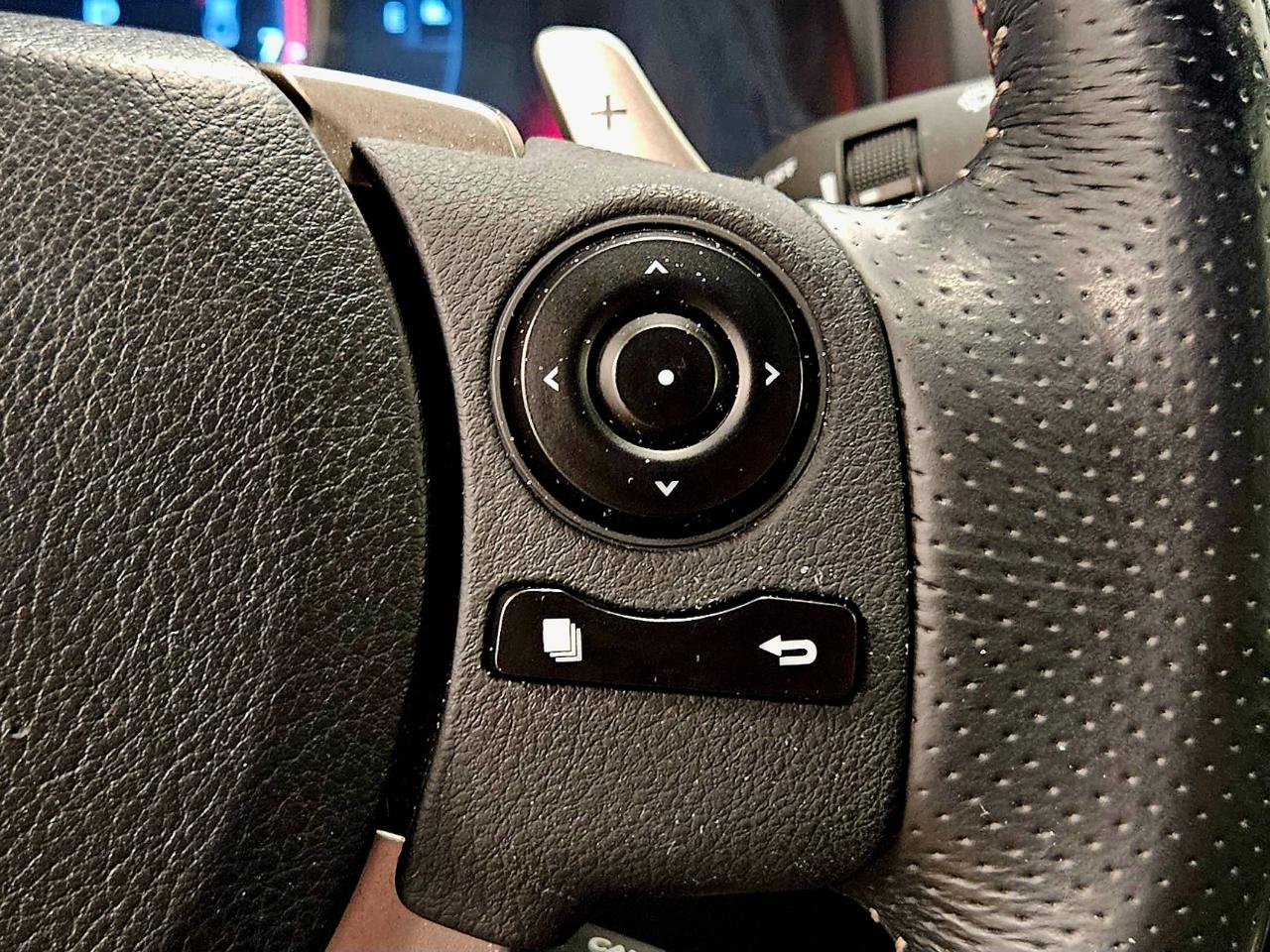 Lexus IS 250 4dr Sport Sdn RWD 2015