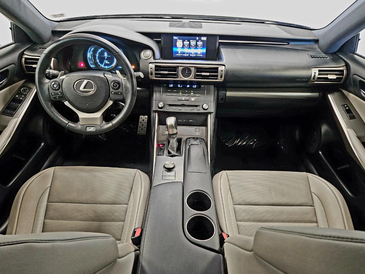 Lexus IS 250 4dr Sport Sdn RWD 2015