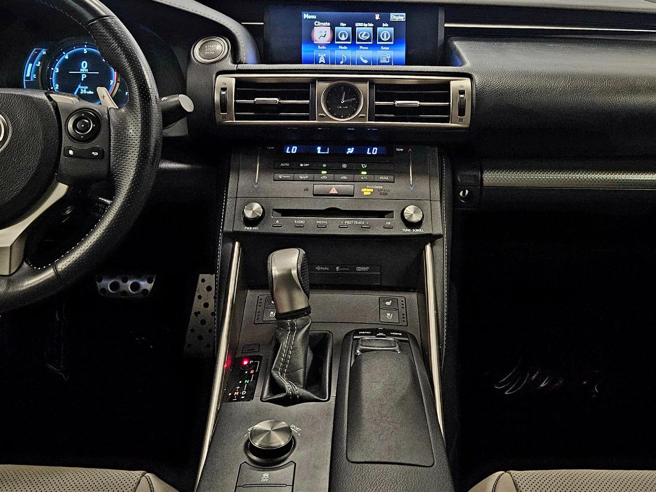 Lexus IS 250 4dr Sport Sdn RWD 2015