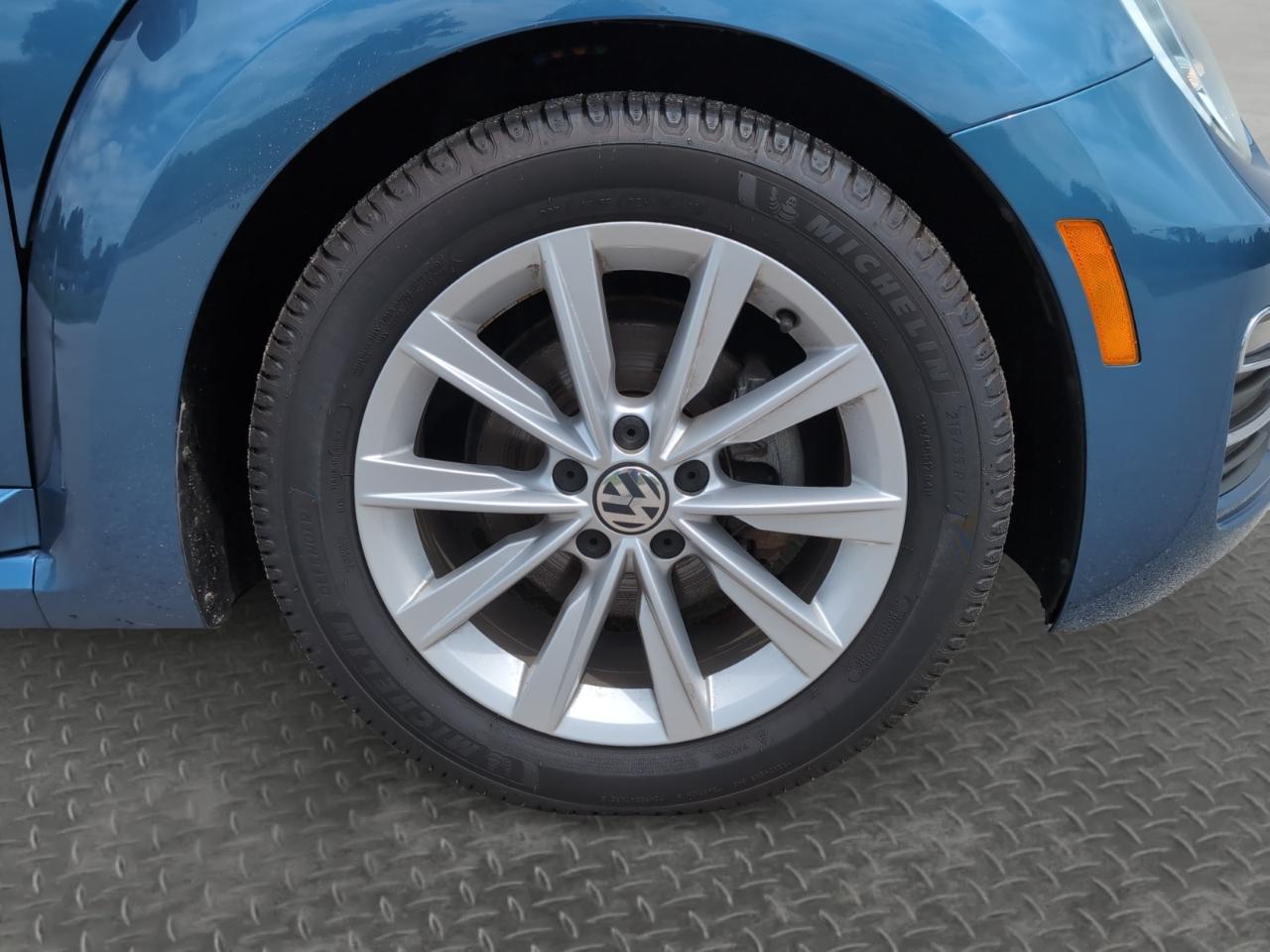 Volkswagen Beetle 1.8T SE Auto 2017