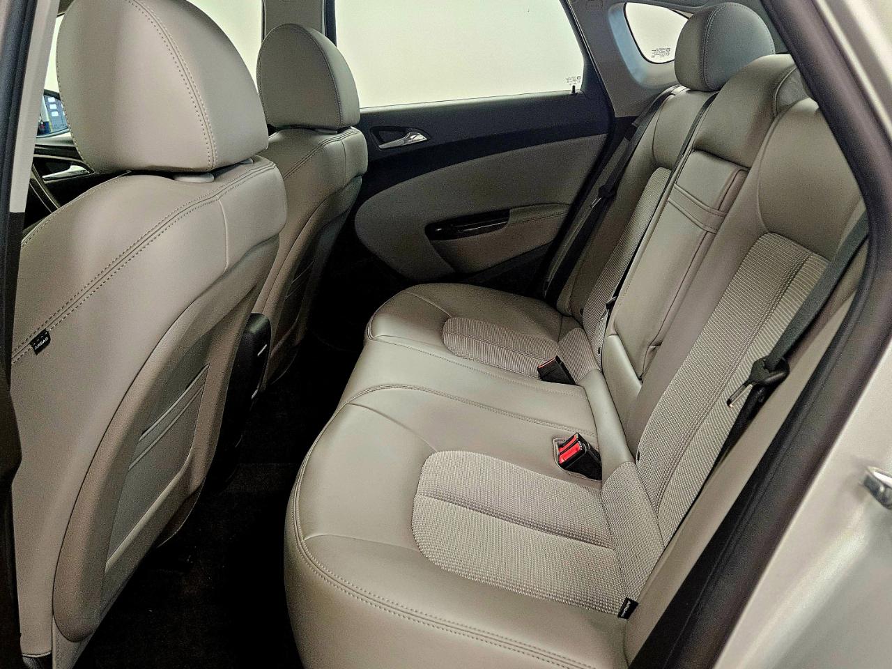 Buick Verano 4dr Sdn 2014