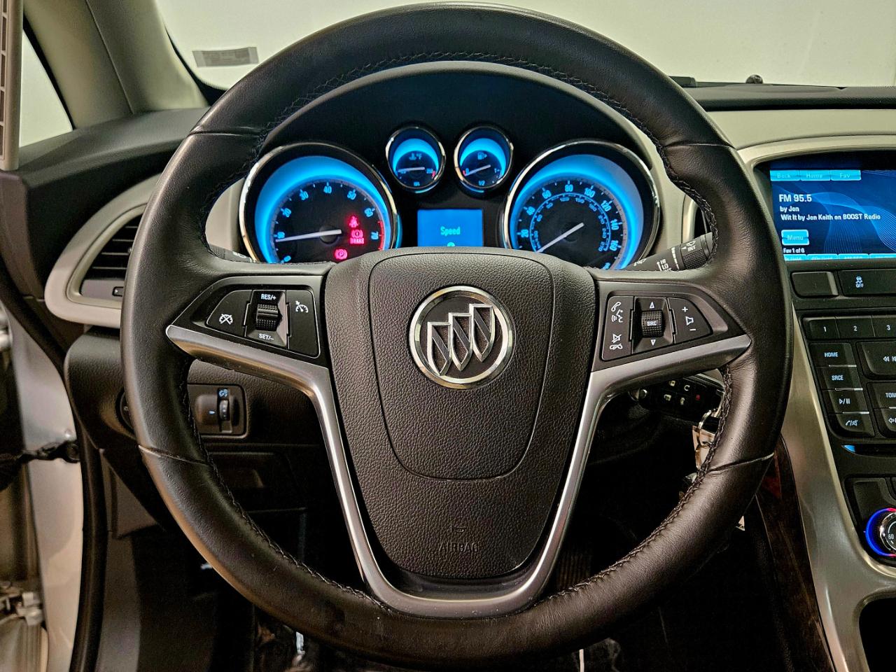 Buick Verano 4dr Sdn 2014