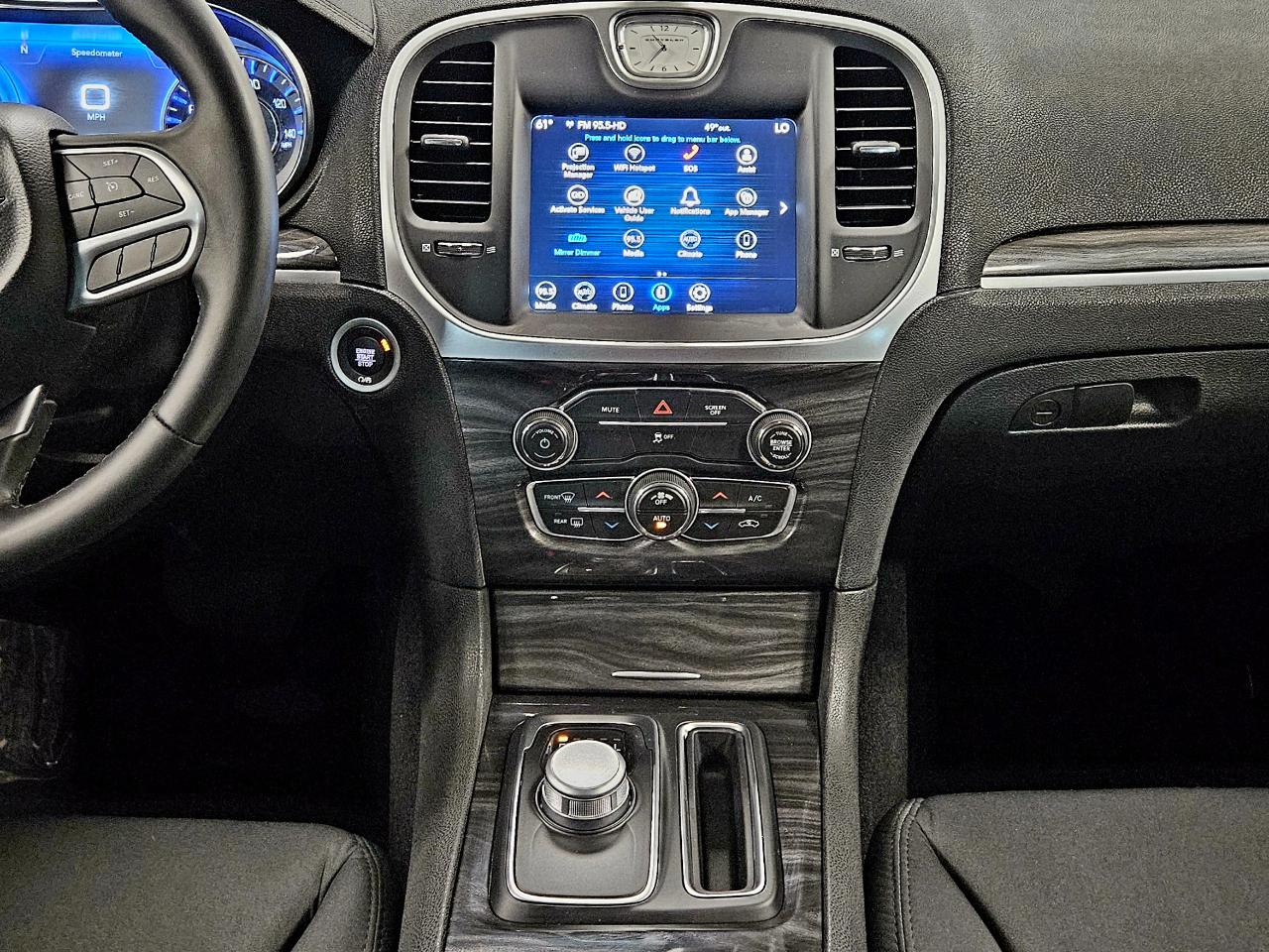 Chrysler 300 Touring RWD 2020