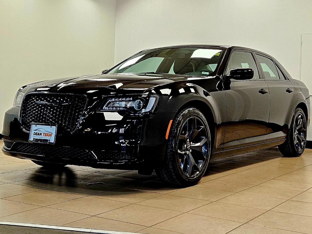 Chrysler 300 Touring RWD 2020