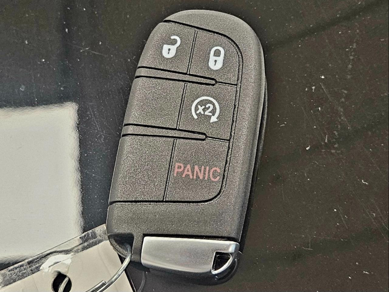 Chrysler 300 Touring RWD 2020